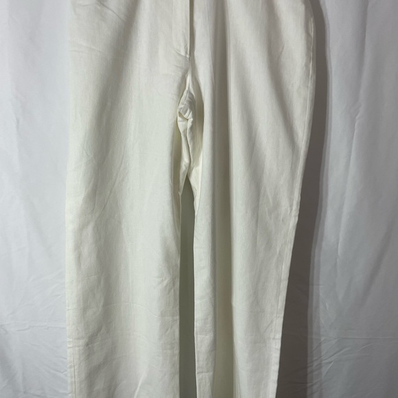 Laura Studio size 10 white linen pants. - Picture 2 of 11